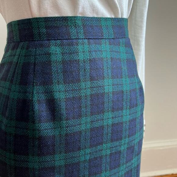 Vintage BRIGGS Wool Tartan Plaid High Waist Green and Blue Made in USA Skirt 10P - Picture 3 of 11